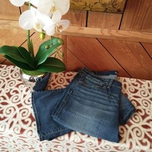 EUC Signature by Levi Strauss Modern Bootcut Jeans 👖